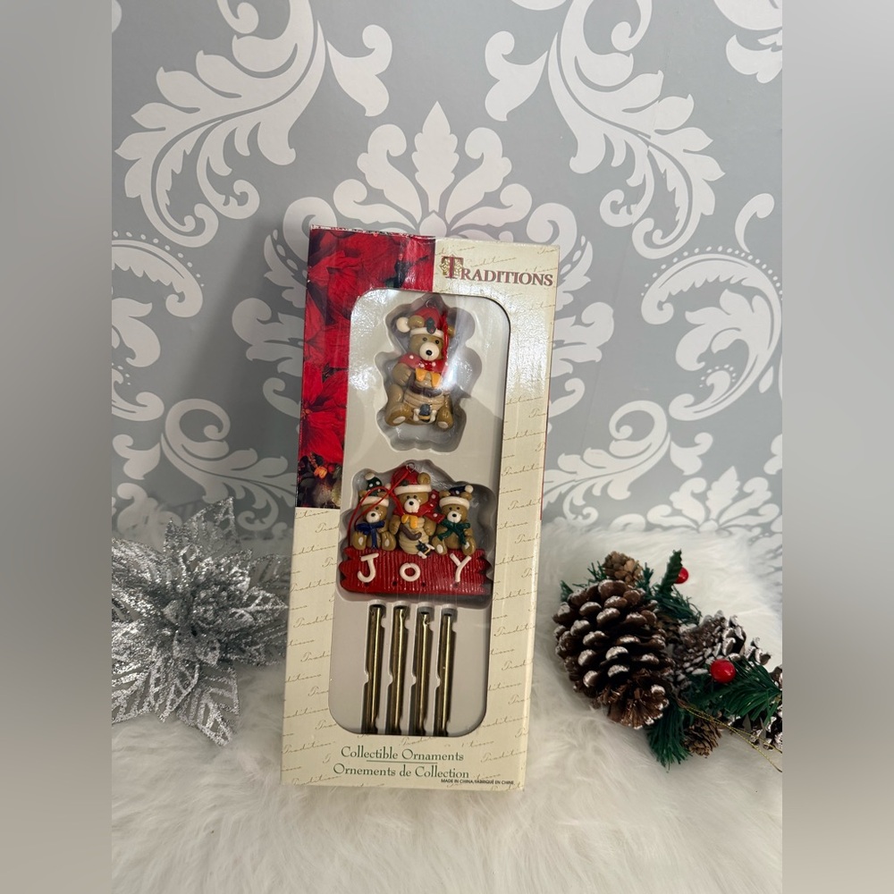 10/$25 • Vintage Traditions Collectible Christmas Ornaments‎